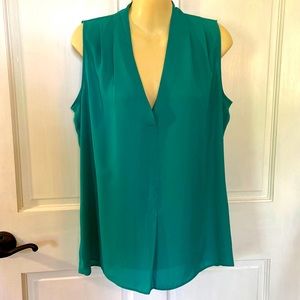 Rose & Olive Green Sleeveless Blouse Sz M